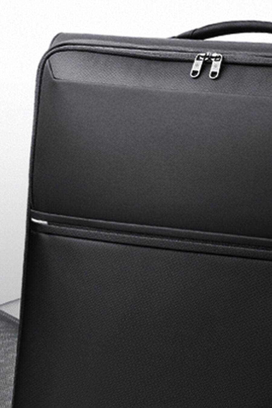 73H CHECK-IN LARGE 71CM 2.55KG SUITCASE EXPANDABLE