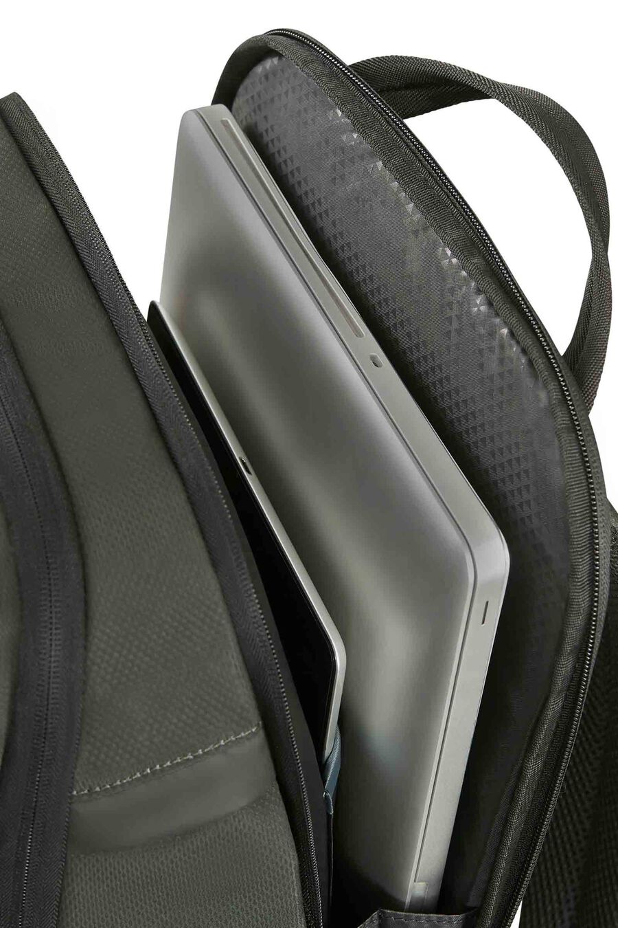MODERNY 15.6'' LAPTOP BACKPACK