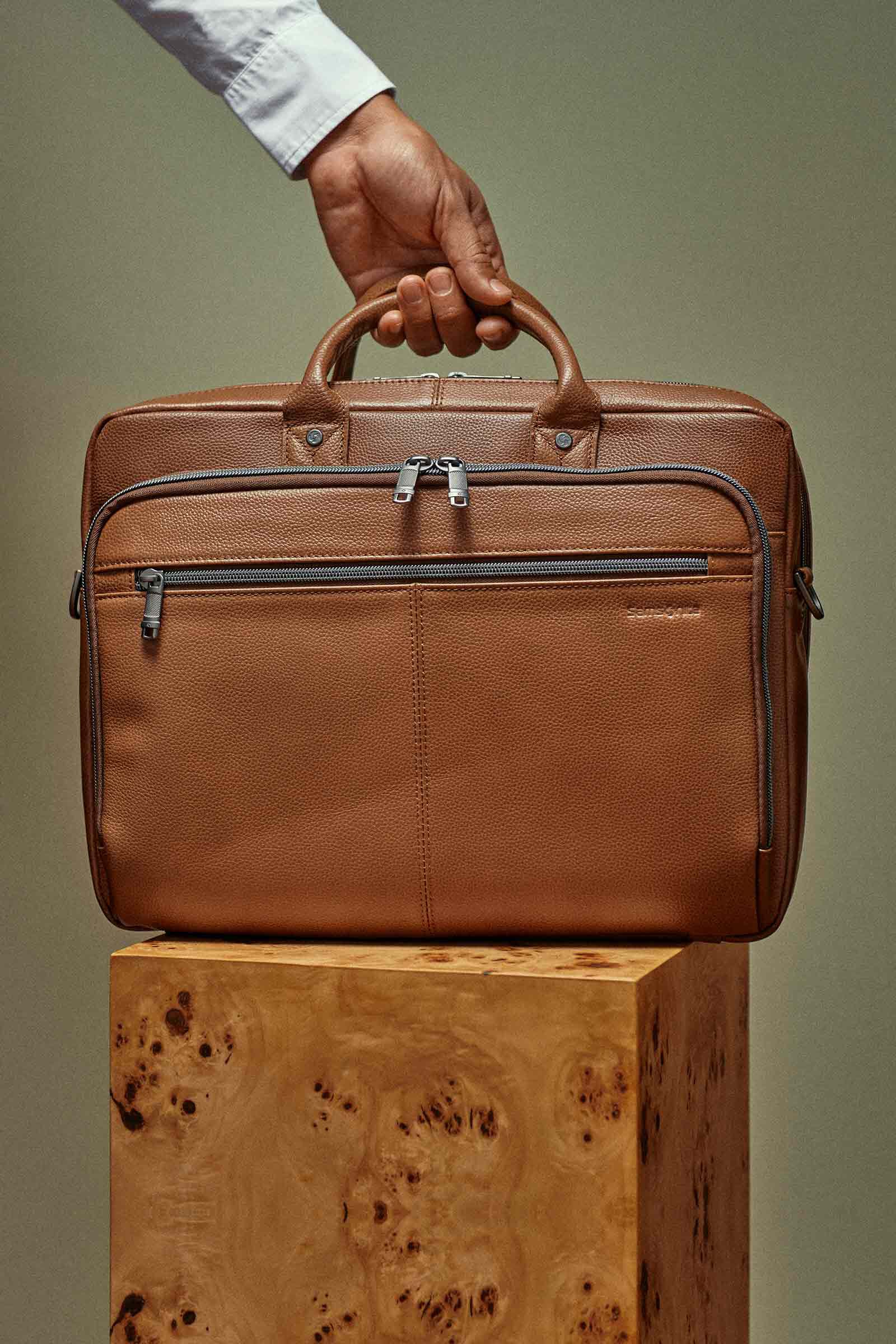 SAM CLASSIC LEATHER TOPLOADER