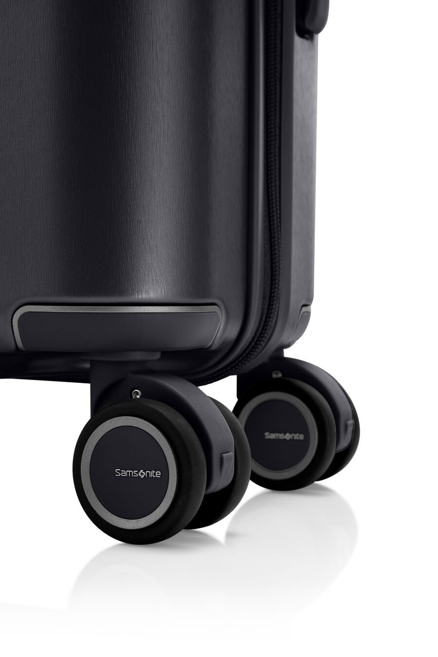 EVOA Z CARRY-ON SMALL 55CM SUITCASE