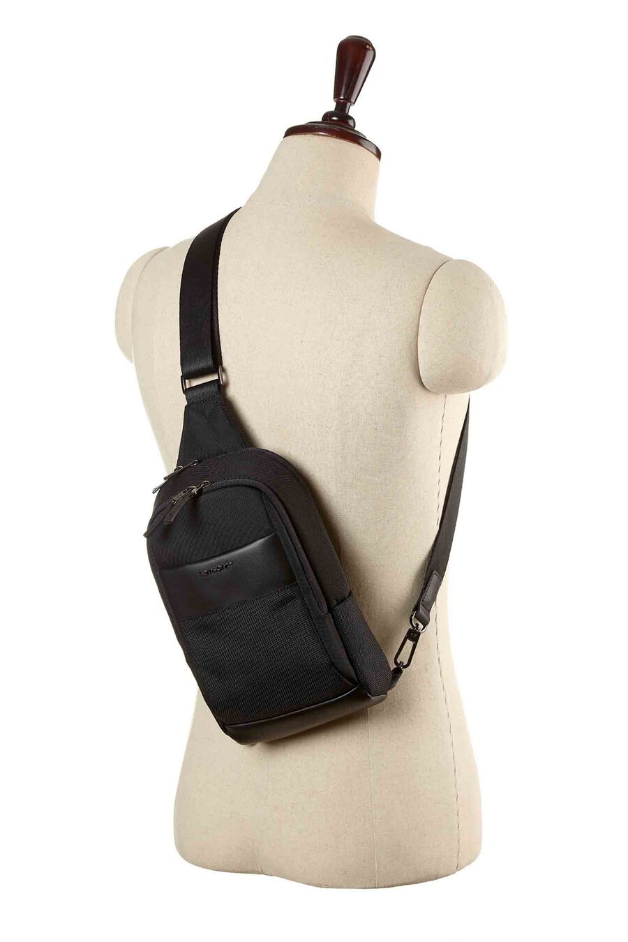 WILGENA SLING BAG