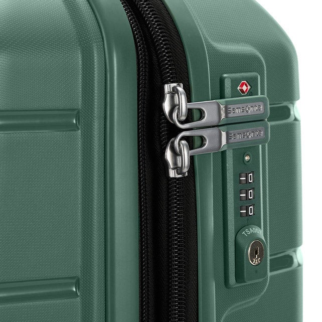 OC2LITE SUITCASE 75CM EXPANDABLE-S