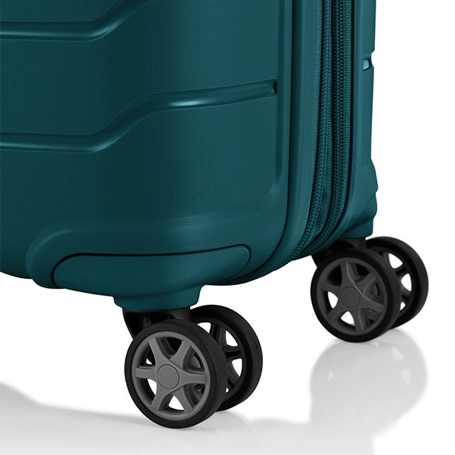 OC2LITE CARRY-ON SMALL 55CM 2.6KG SUITCASE EXPANDABLE