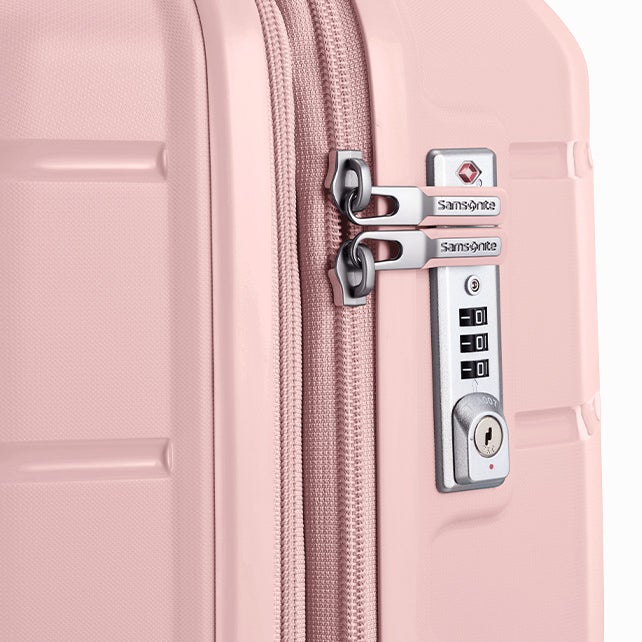 OC2LITE CHECK-IN EXTRA LARGE 81CM 4.55KG SUITCASE EXPANDABLE