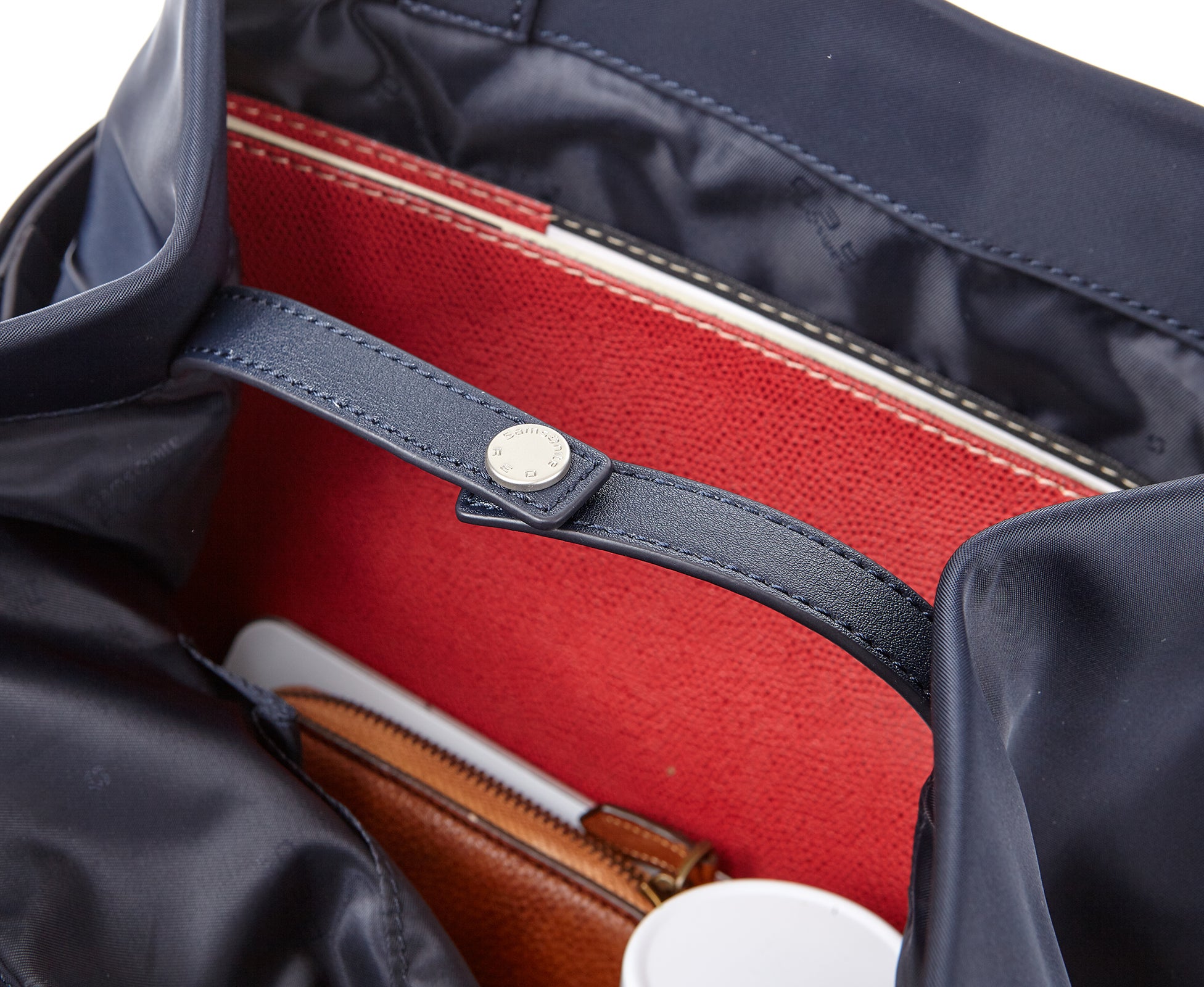AREE SHOULDER BAG