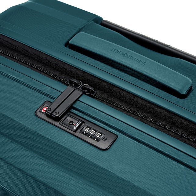 OCTOLITE NEO SUITCASE 75CM EXPANDABLE