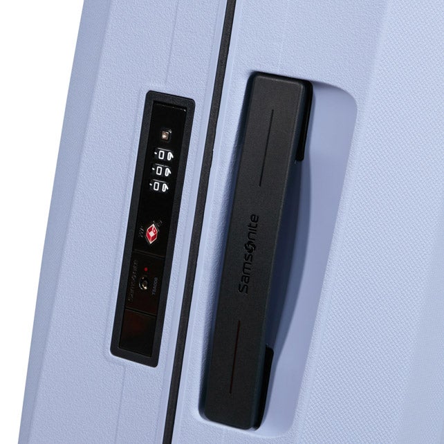 ESSENS SUITCASE 69CM