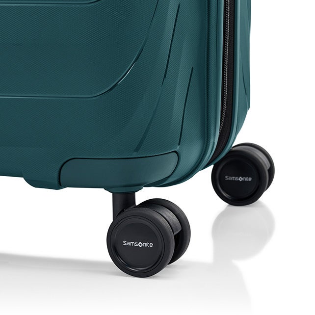 OCTOLITE NEO SUITCASE 75CM EXPANDABLE