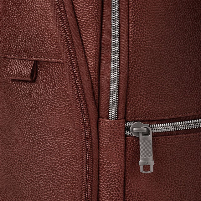 CLASSIC LEATHER SLIM BACKPACK