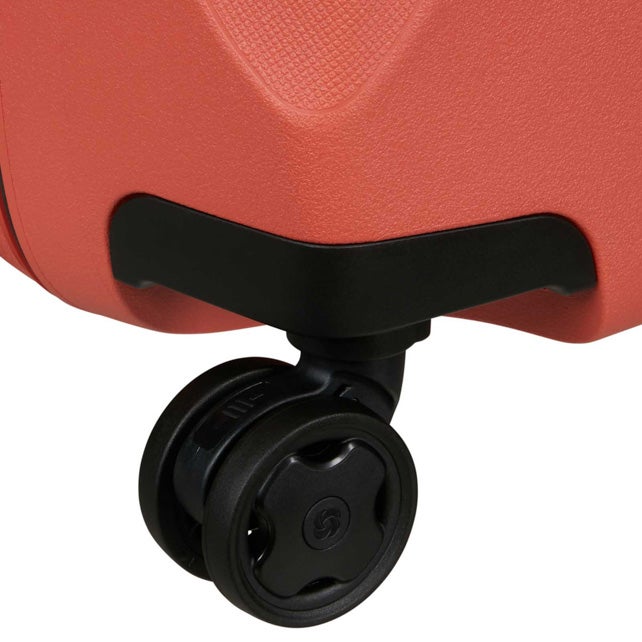 ESSENS SUITCASE 69CM