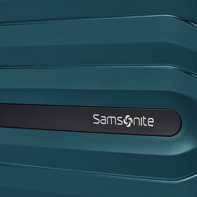 OCTOLITE NEO SUITCASE 75CM EXPANDABLE